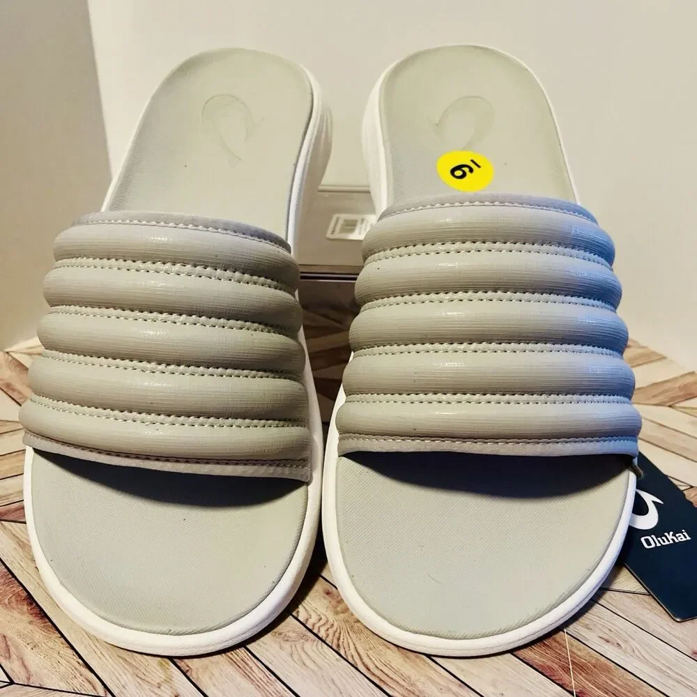 Olukai Komo Slide Men's 9‎ Sandals Mist Grey White Lightweight 10531-DWDW Padded